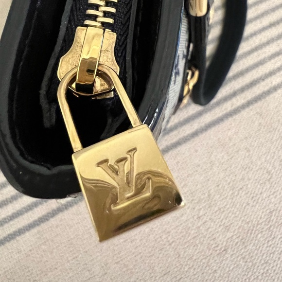 Louis Vuitton DENIM Navy/Grey PM Lucille Mini Lin Bag - Picture 7 of 13